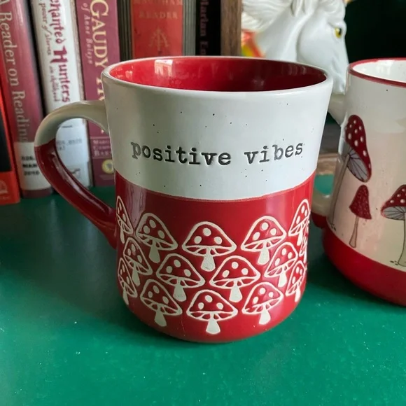 Set of Mushroom Themed Mugs - Picture 4 of 7